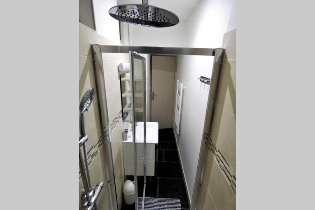Charmant Duplex Centre Historique Vitre 外观 照片